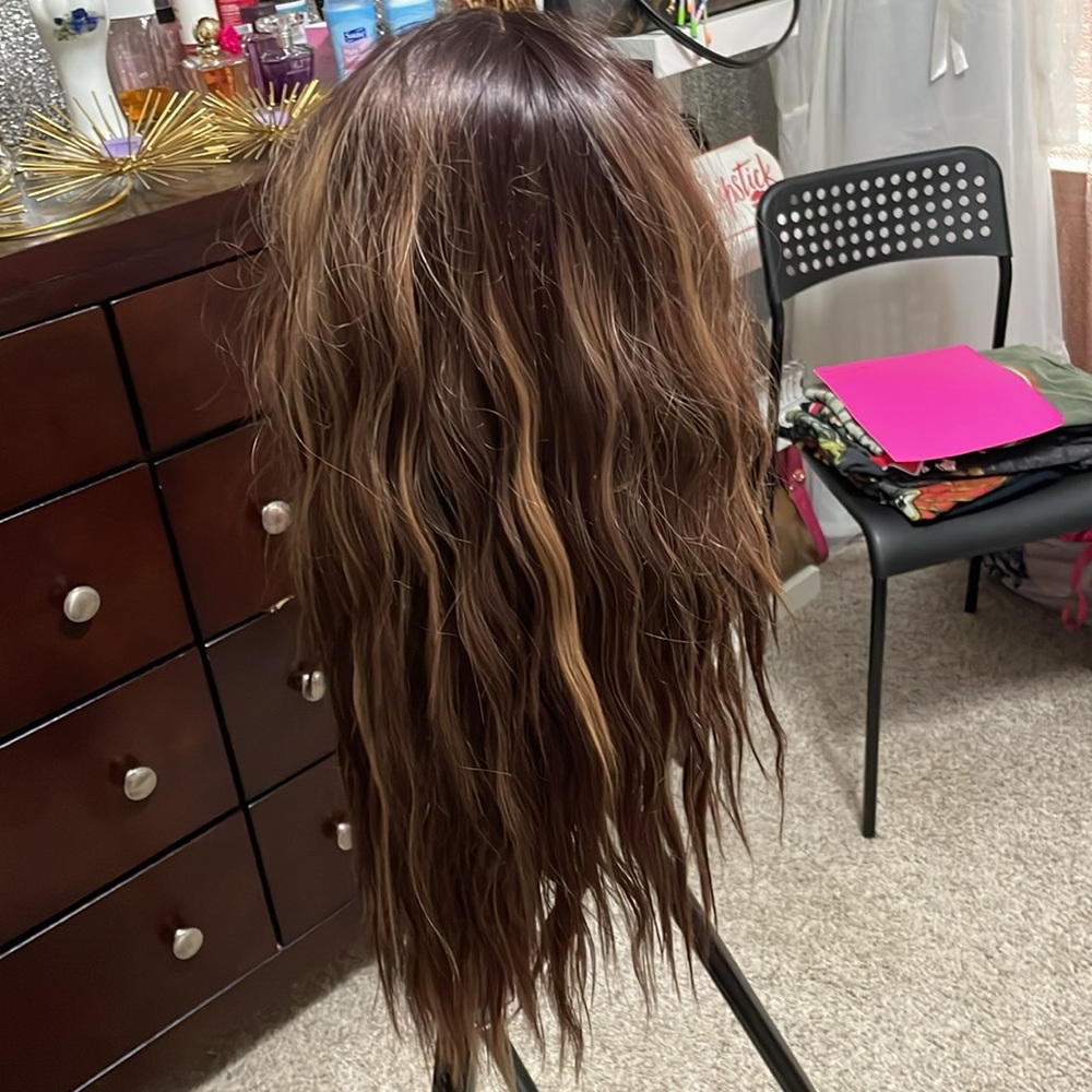 CSC London Brunette - Picture 3 of 5